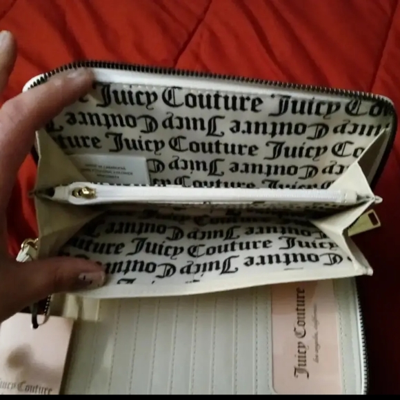Juicy couture wallet - Picture 4 of 4